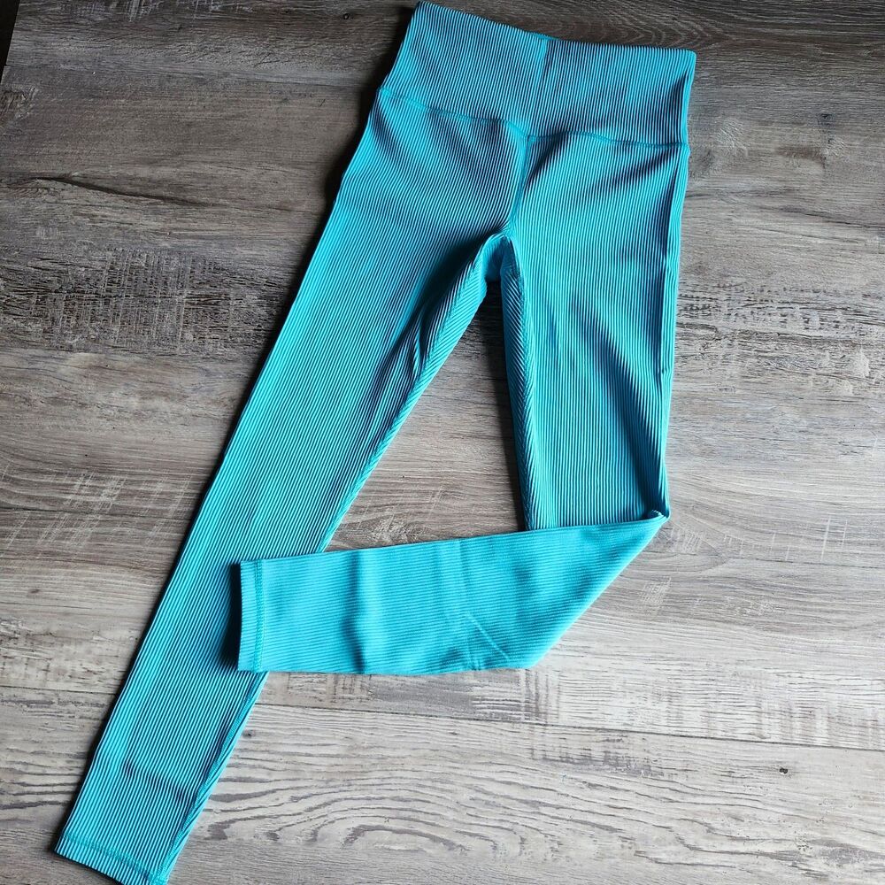 (S) Athleta Elation Rib Tight